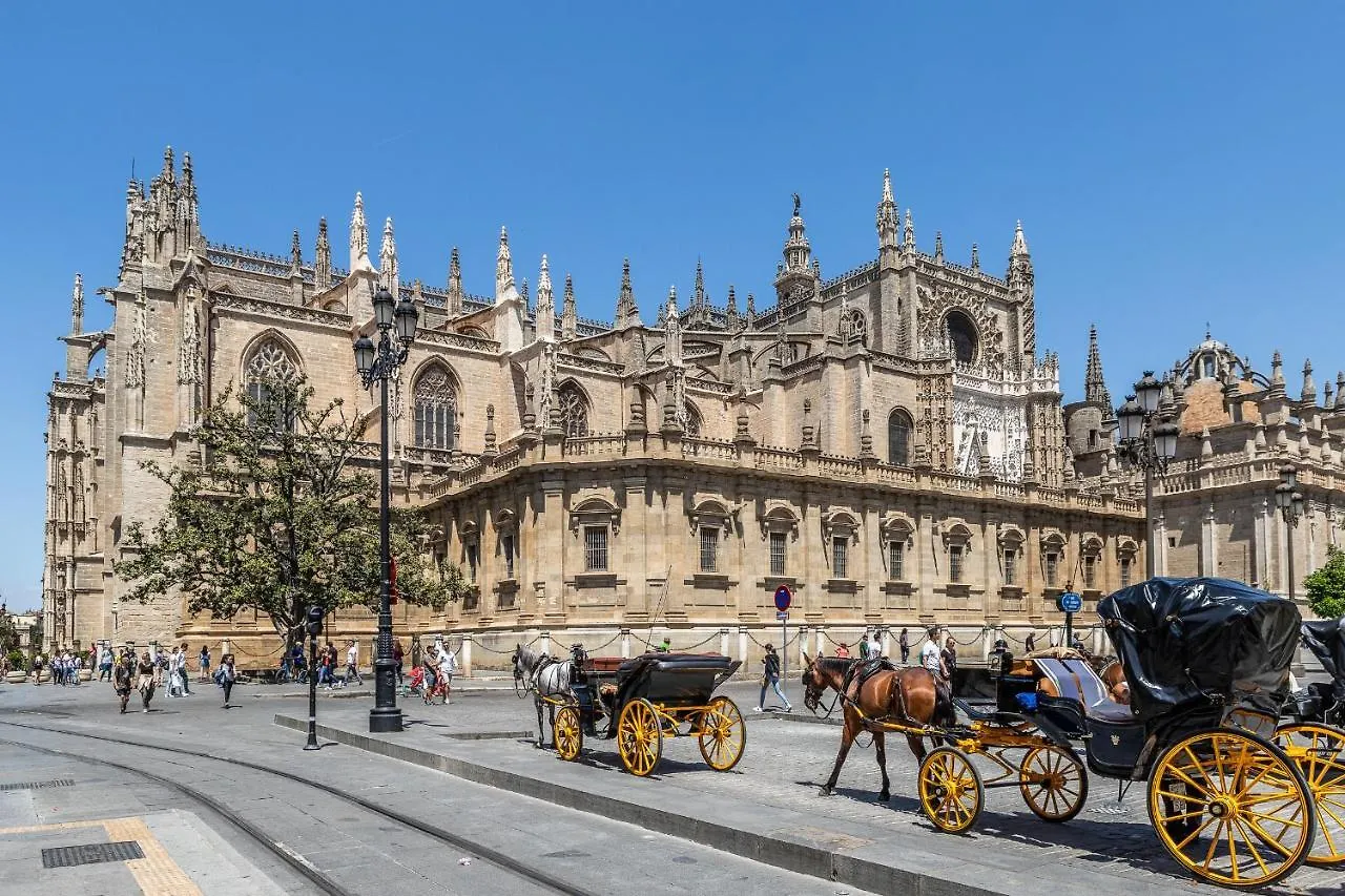 Waou Cosy I Sevilla Cathedral
